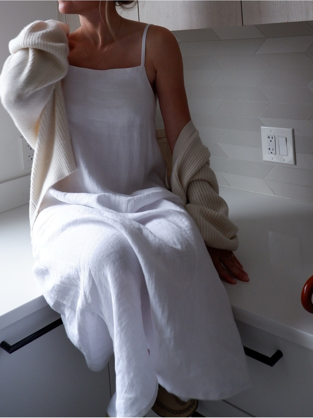 NP DEADSTOCK. 100% LINEN. WHITE STRAP DRESS.